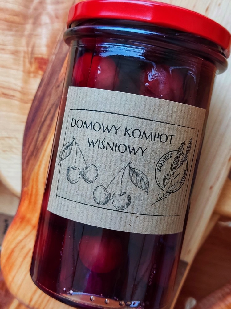DOMOWY KOMPOT Z WIŚNI